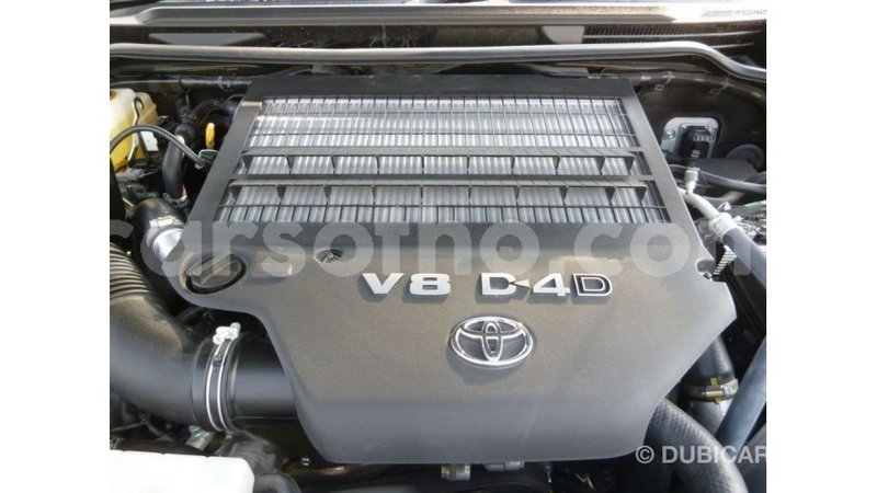 Big with watermark toyota land cruiser maseru import dubai 16412