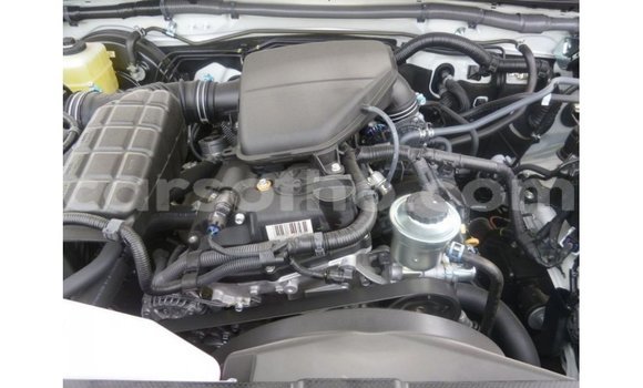 Sayi Imported Toyota Prado White Mota in Import - Dubai a Maseru Sayi Imported Toyota Prado White Mota in Import - Dubai a Maseru