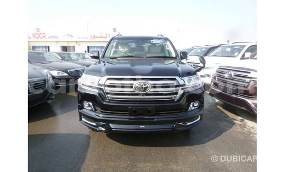 Acheter Import Voiture Toyota Land Cruiser Noir à Import - Dubai, Maseru Acheter Import Voiture Toyota Land Cruiser Noir à Import - Dubai, Maseru