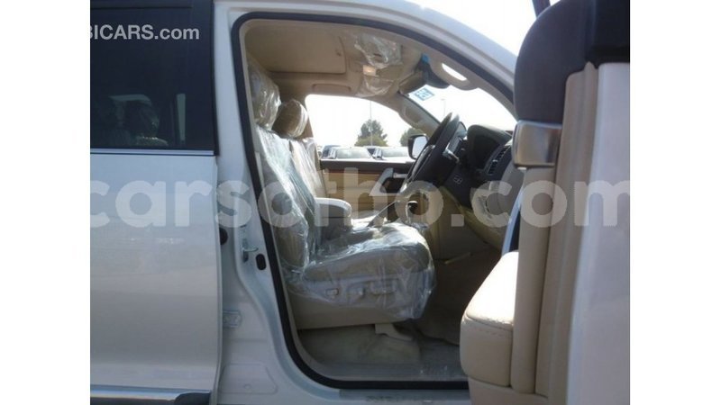 Big with watermark toyota land cruiser maseru import dubai 16420