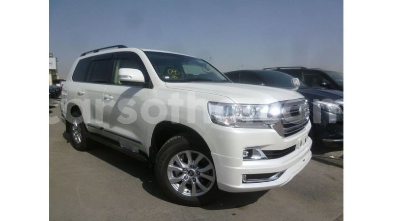 Big with watermark toyota land cruiser maseru import dubai 16421