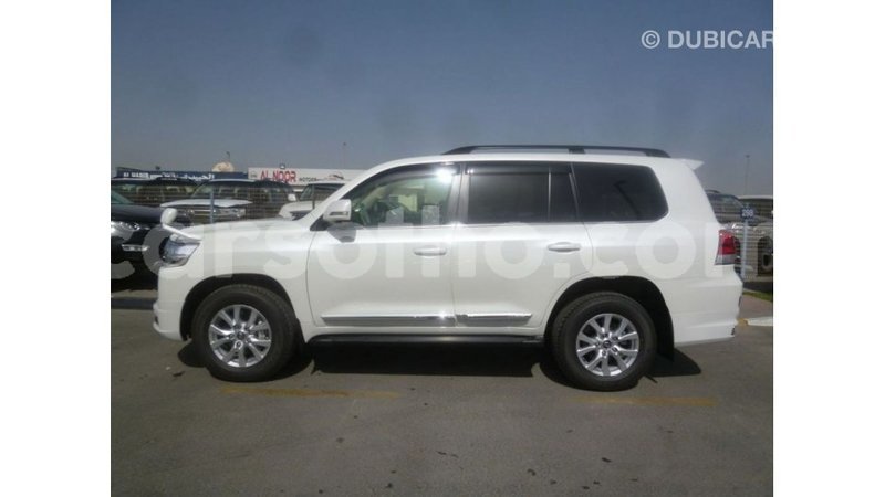 Big with watermark toyota land cruiser maseru import dubai 16421