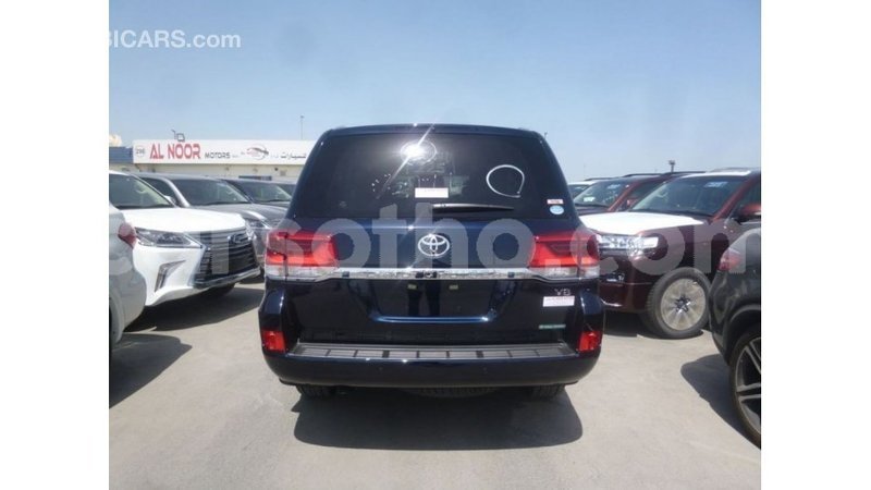 Big with watermark toyota land cruiser maseru import dubai 16422