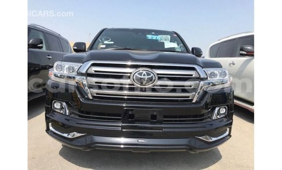 Acheter Import Voiture Toyota Land Cruiser Noir à Import - Dubai, Maseru Acheter Import Voiture Toyota Land Cruiser Noir à Import - Dubai, Maseru