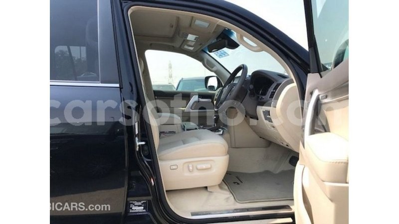 Big with watermark toyota land cruiser maseru import dubai 16430