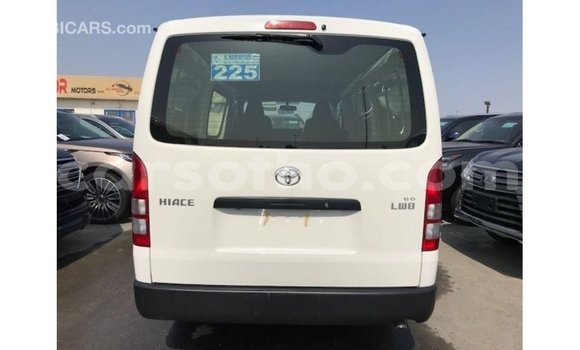 Acheter Import Voiture Toyota Hiace Blanc à Import - Dubai, Maseru Acheter Import Voiture Toyota Hiace Blanc à Import - Dubai, Maseru