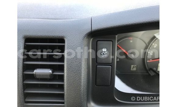 Acheter Import Voiture Toyota Hiace Blanc à Import - Dubai, Maseru Acheter Import Voiture Toyota Hiace Blanc à Import - Dubai, Maseru