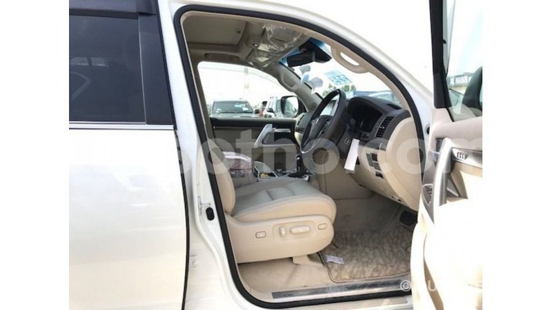 Big with watermark toyota land cruiser maseru import dubai 16433