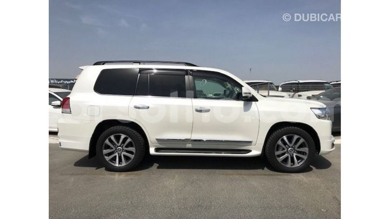 Big with watermark toyota land cruiser maseru import dubai 16433