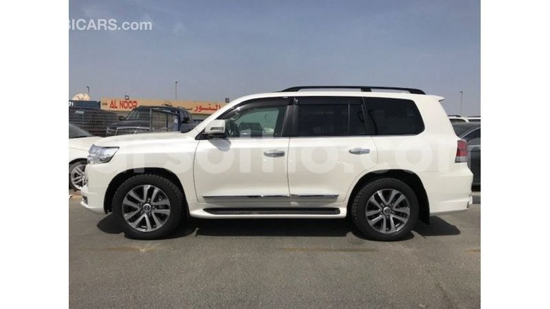 Big with watermark toyota land cruiser maseru import dubai 16433