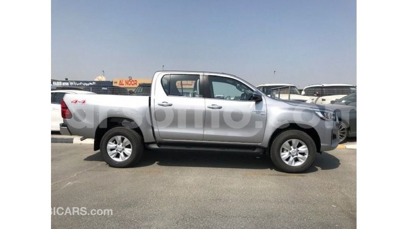 Big with watermark toyota hilux maseru import dubai 16434