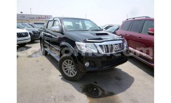 Sayi Imported Toyota Hilux Black Mota in Import - Dubai a Maseru Sayi Imported Toyota Hilux Black Mota in Import - Dubai a Maseru