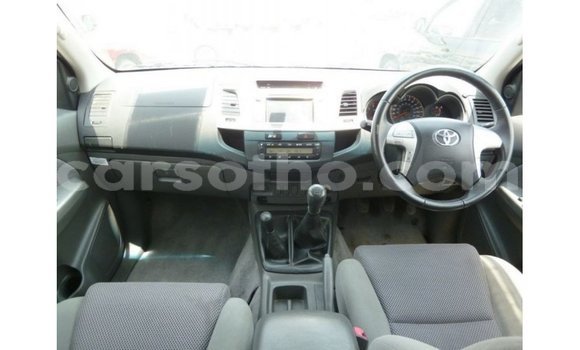 Sayi Imported Toyota Hilux Black Mota in Import - Dubai a Maseru Sayi Imported Toyota Hilux Black Mota in Import - Dubai a Maseru