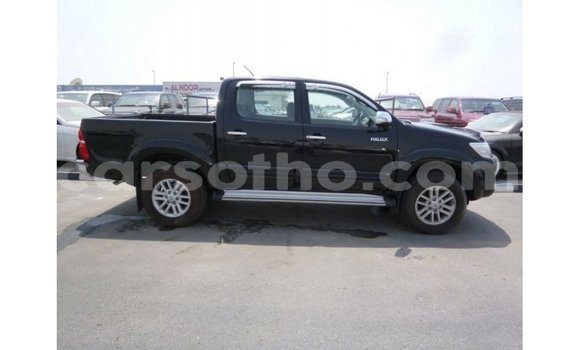 Sayi Imported Toyota Hilux Black Mota in Import - Dubai a Maseru Sayi Imported Toyota Hilux Black Mota in Import - Dubai a Maseru