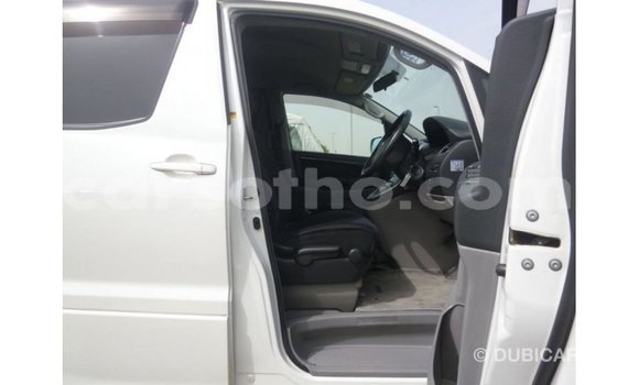 اشتري Imported Toyota Alphard White سيارة في Import - Dubai في Maseru اشتري Imported Toyota Alphard White سيارة في Import - Dubai في Maseru
