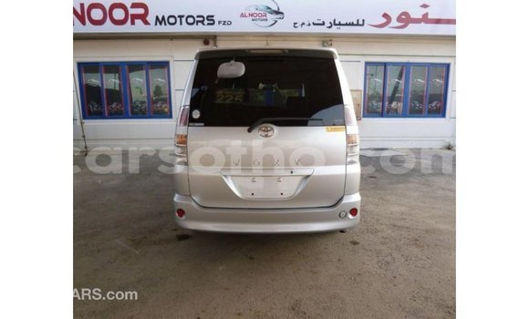 Sayi Imported Toyota Voxy Other Mota in Import - Dubai a Maseru Sayi Imported Toyota Voxy Other Mota in Import - Dubai a Maseru