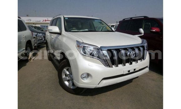 Sayi Imported Toyota Prado White Mota in Import - Dubai a Maseru Sayi Imported Toyota Prado White Mota in Import - Dubai a Maseru