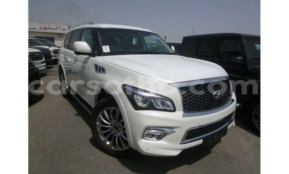 Sayi Imported Infiniti Q White Mota in Import - Dubai a Maseru