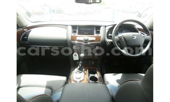 Sayi Imported Nissan Patrol White Mota in Import - Dubai a Maseru Sayi Imported Nissan Patrol White Mota in Import - Dubai a Maseru