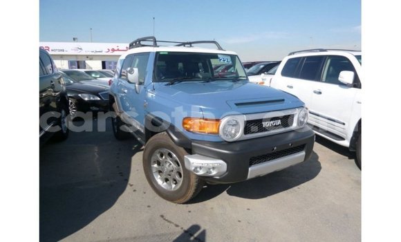 Buy Import Toyota FJ Cruiser Blue Car in Import - Dubai in Maseru Buy Import Toyota FJ Cruiser Blue Car in Import - Dubai in Maseru