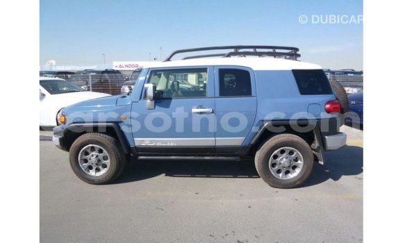 Buy Import Toyota FJ Cruiser Blue Car in Import - Dubai in Maseru Buy Import Toyota FJ Cruiser Blue Car in Import - Dubai in Maseru