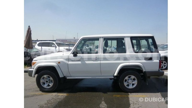 Big with watermark toyota land cruiser maseru import dubai 16463