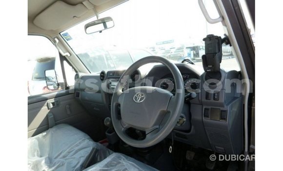 Sayi Imported Toyota Land Cruiser Other Mota in Import - Dubai a Maseru Sayi Imported Toyota Land Cruiser Other Mota in Import - Dubai a Maseru