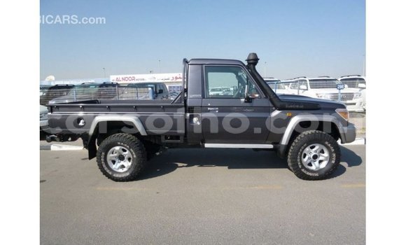 Sayi Imported Toyota Land Cruiser Other Mota in Import - Dubai a Maseru Sayi Imported Toyota Land Cruiser Other Mota in Import - Dubai a Maseru