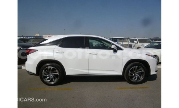 Sayi Imported Lexus RX 350 White Mota in Import - Dubai a Maseru Sayi Imported Lexus RX 350 White Mota in Import - Dubai a Maseru