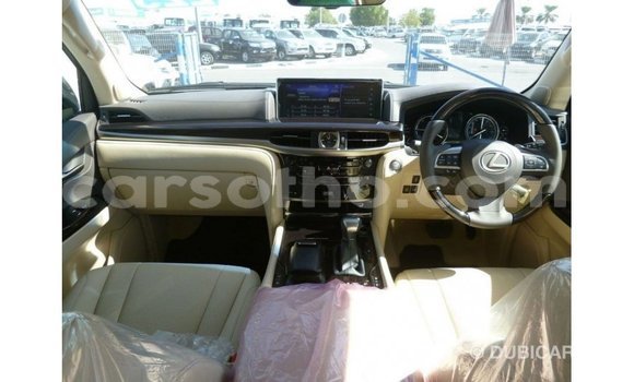 اشتري Imported Lexus LX White سيارة في Import - Dubai في Maseru اشتري Imported Lexus LX White سيارة في Import - Dubai في Maseru