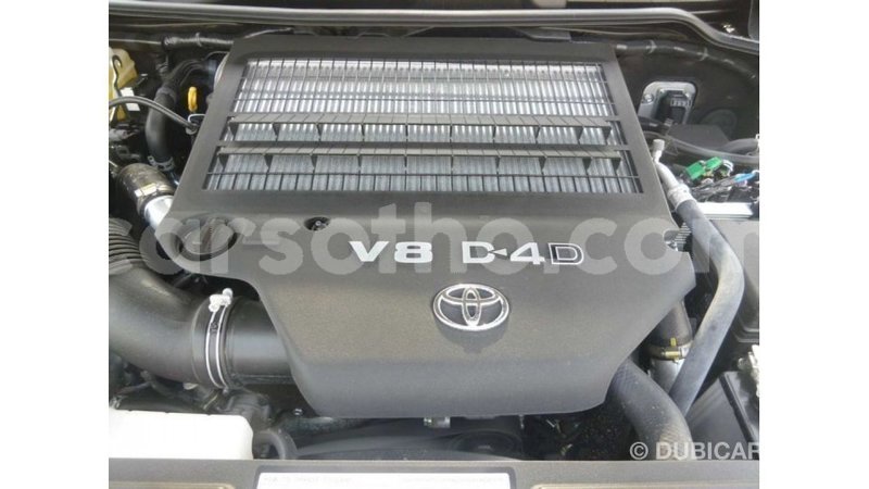 Big with watermark toyota land cruiser maseru import dubai 16485