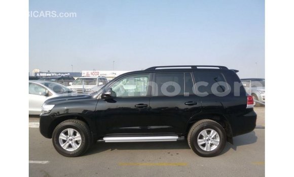 اشتري Imported Toyota Land Cruiser Black سيارة في Import - Dubai في Maseru اشتري Imported Toyota Land Cruiser Black سيارة في Import - Dubai في Maseru