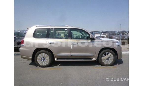 Sayi Imported Toyota Land Cruiser Other Mota in Import - Dubai a Maseru Sayi Imported Toyota Land Cruiser Other Mota in Import - Dubai a Maseru