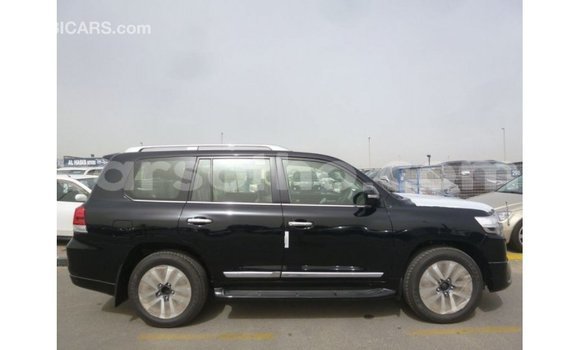 Buy Import Toyota Land Cruiser Black Car in Import - Dubai in Maseru Buy Import Toyota Land Cruiser Black Car in Import - Dubai in Maseru