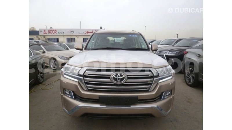 Big with watermark toyota land cruiser maseru import dubai 16491