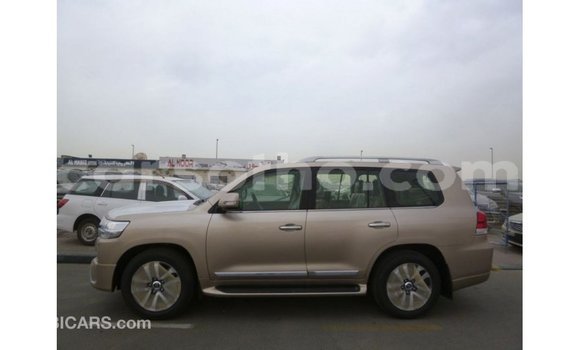 Sayi Imported Toyota Land Cruiser Other Mota in Import - Dubai a Maseru Sayi Imported Toyota Land Cruiser Other Mota in Import - Dubai a Maseru