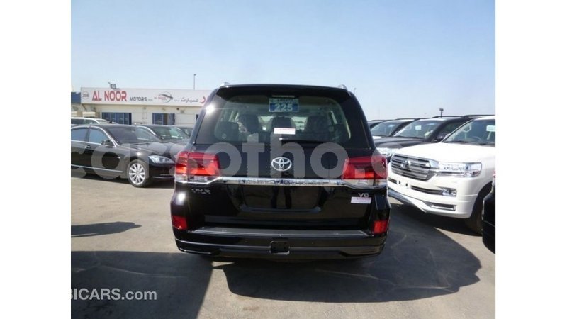 Big with watermark toyota land cruiser maseru import dubai 16492