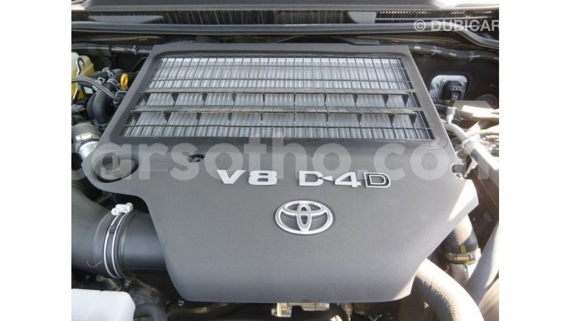 Big with watermark toyota land cruiser maseru import dubai 16492