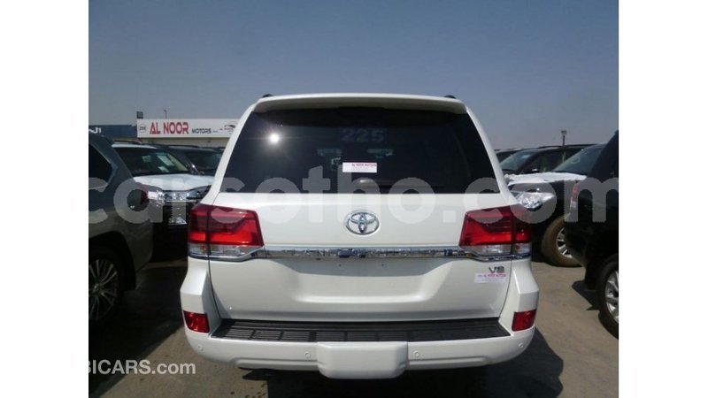 Big with watermark toyota land cruiser maseru import dubai 16494