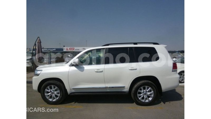 Big with watermark toyota land cruiser maseru import dubai 16494