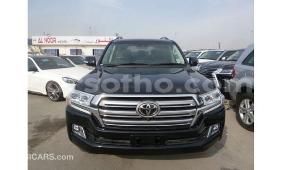 Sayi Imported Toyota Land Cruiser Black Mota in Import - Dubai a Maseru Sayi Imported Toyota Land Cruiser Black Mota in Import - Dubai a Maseru