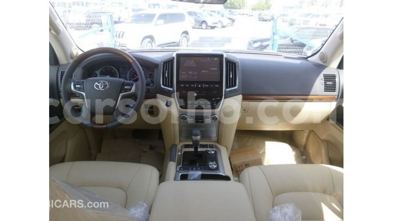 Big with watermark toyota land cruiser maseru import dubai 16497