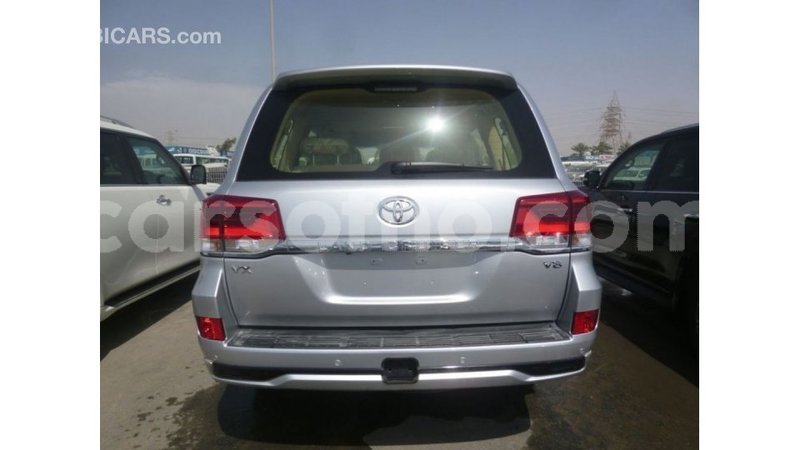 Big with watermark toyota land cruiser maseru import dubai 16497