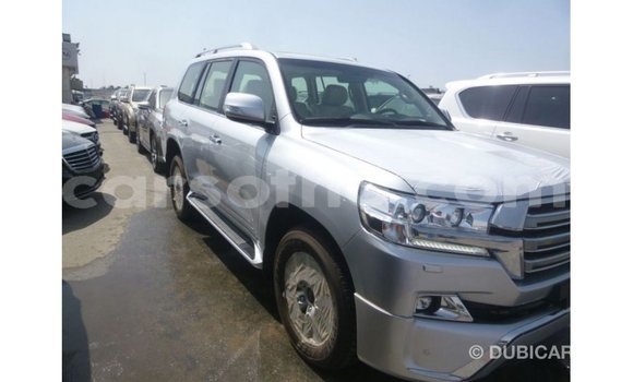 اشتري Imported Toyota Land Cruiser Other سيارة في Import - Dubai في Maseru اشتري Imported Toyota Land Cruiser Other سيارة في Import - Dubai في Maseru