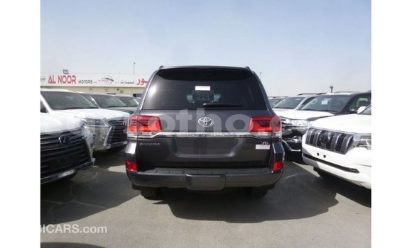 اشتري Imported Toyota Land Cruiser Other سيارة في Import - Dubai في Maseru اشتري Imported Toyota Land Cruiser Other سيارة في Import - Dubai في Maseru