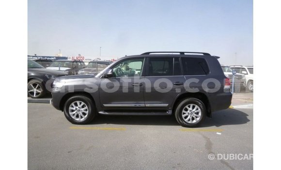 اشتري Imported Toyota Land Cruiser Other سيارة في Import - Dubai في Maseru اشتري Imported Toyota Land Cruiser Other سيارة في Import - Dubai في Maseru