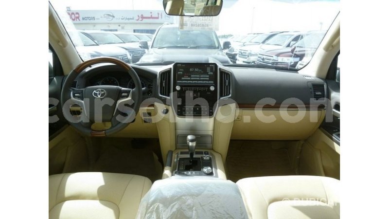 Big with watermark toyota land cruiser maseru import dubai 16501