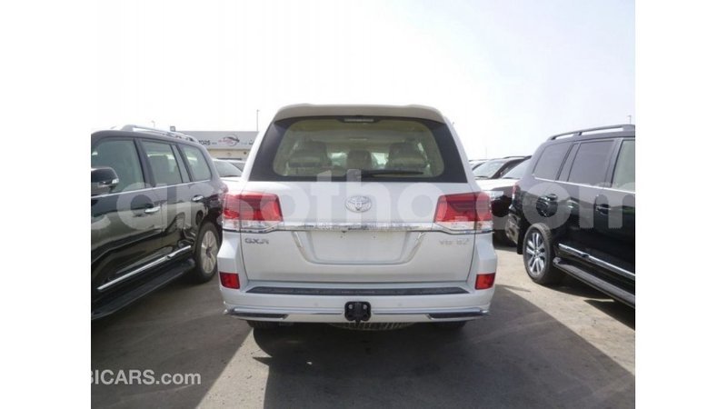 Big with watermark toyota land cruiser maseru import dubai 16501