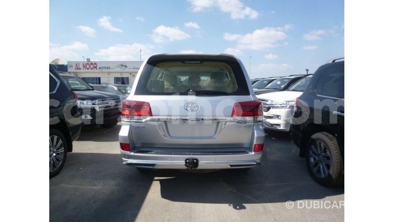 Big with watermark toyota land cruiser maseru import dubai 16502