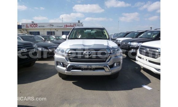 Sayi Imported Toyota Land Cruiser Other Mota in Import - Dubai a Maseru Sayi Imported Toyota Land Cruiser Other Mota in Import - Dubai a Maseru